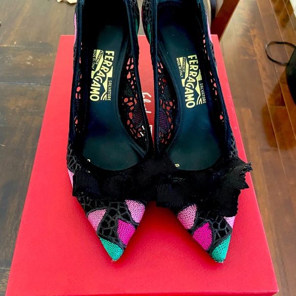 Ferragamo pumps - Picture 1 of 3